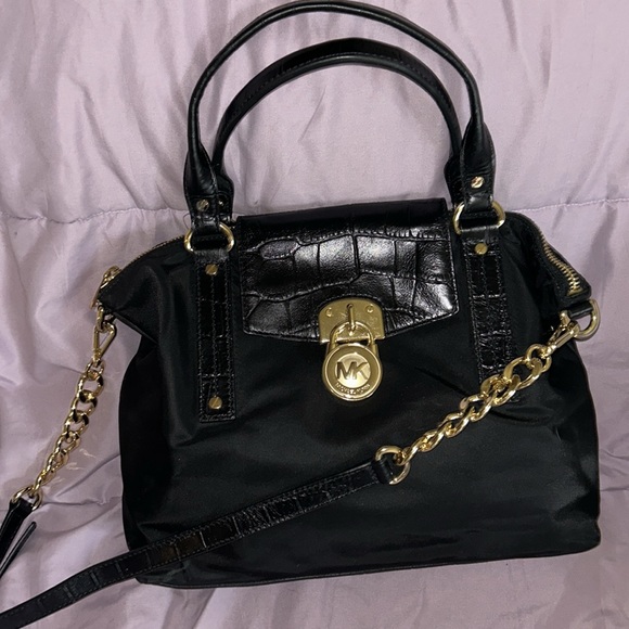 Michael Kors bag - Picture 2 of 9